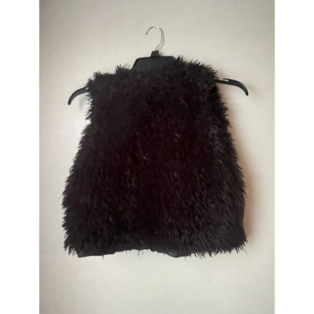 Love By Chesley Black Furry Shaggy Open Front Sweater Vest Womens‎ Size Small